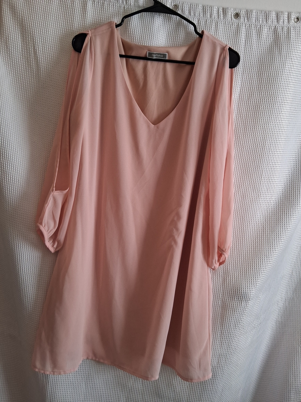 Shy Velvet Blush Pink Cold-Shoulder V-Neck Tunic